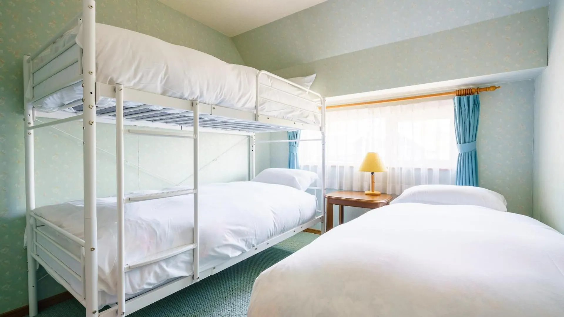 Inn Rusutsu Powder Lodge Japan